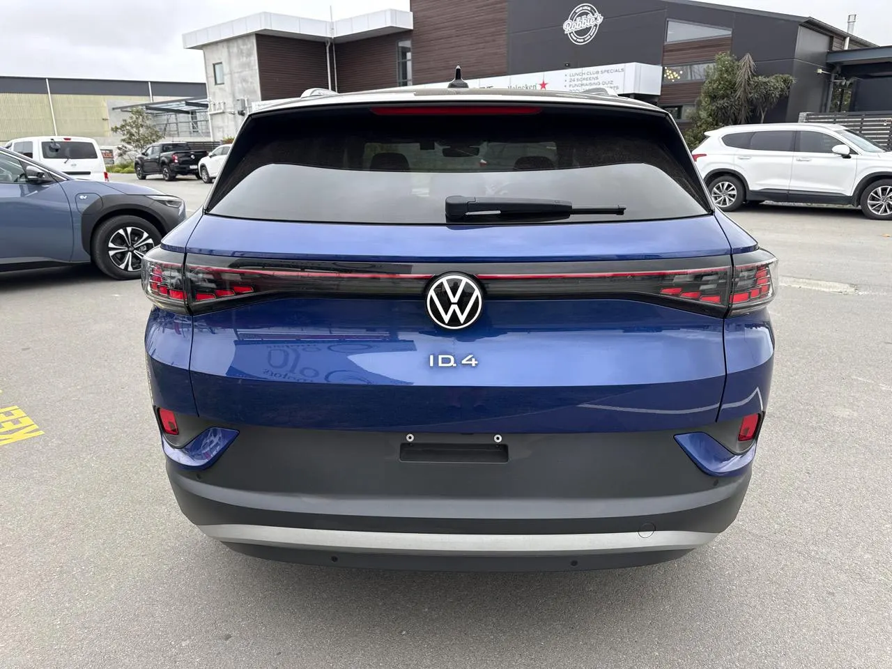 2022 Volkswagen ID.4 Pro EV 82kWh Glass Roof Low KMs, photo 7