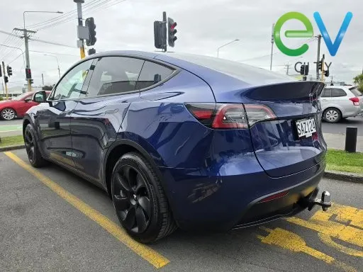 2022 Tesla Model Y Rear Wheel Drive, photo 5