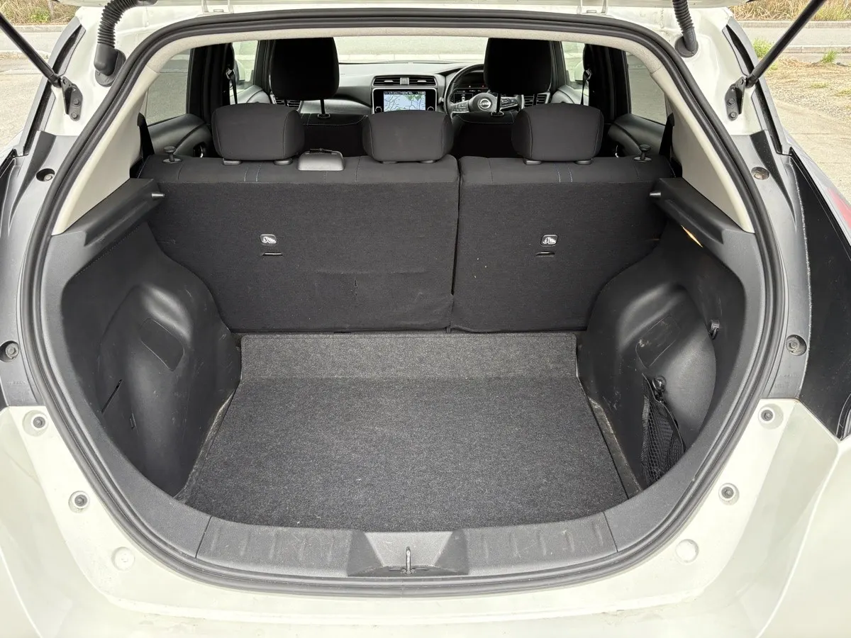 2022 Nissan Leaf X V Selection (40kWh), photo 12