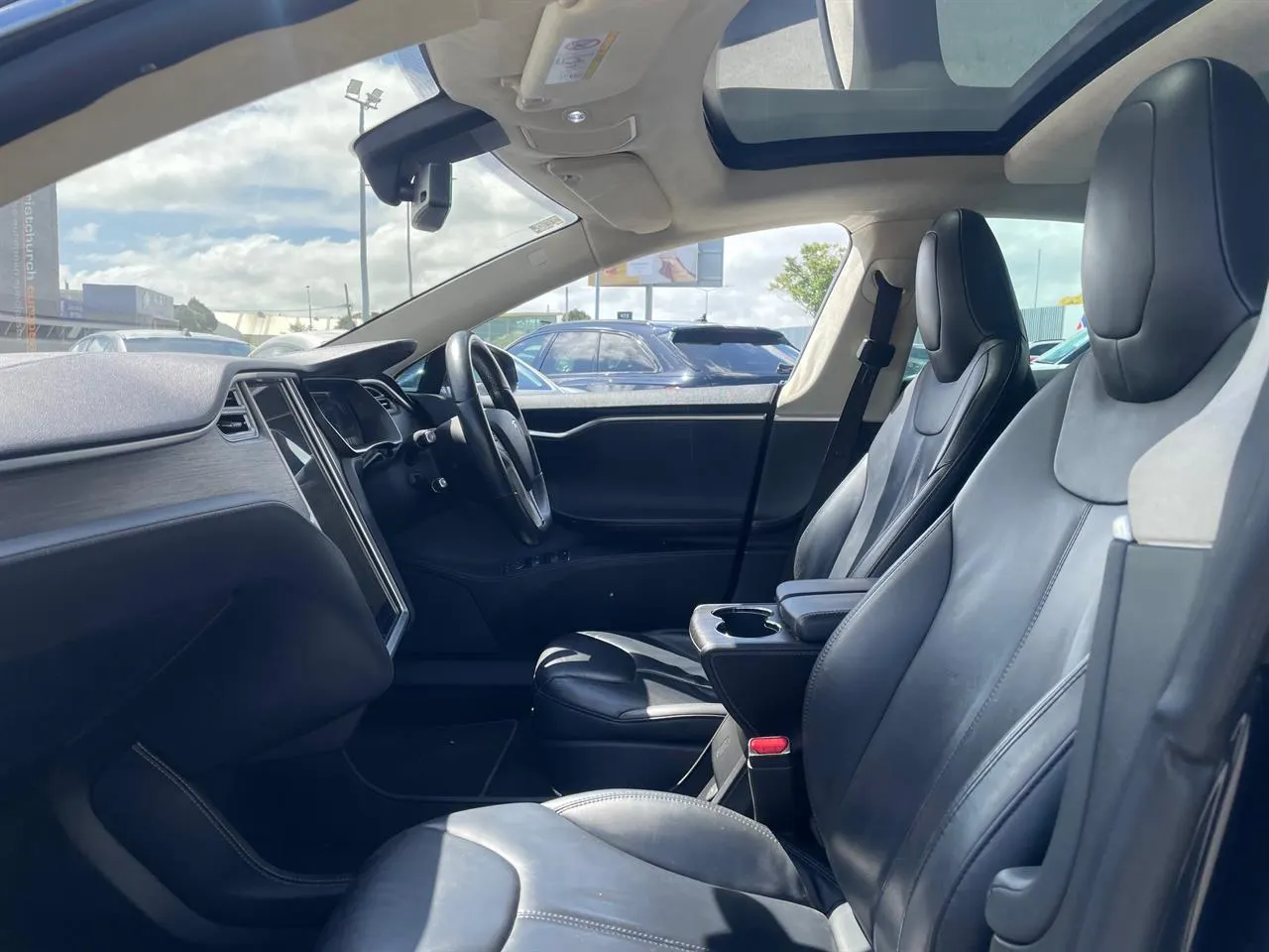 2014 Tesla Model S P85+ — photo 6
