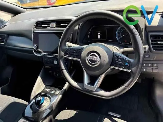 2022 Nissan LEAF G 40kWh Pro Pilot, 360 Camera, photo 3