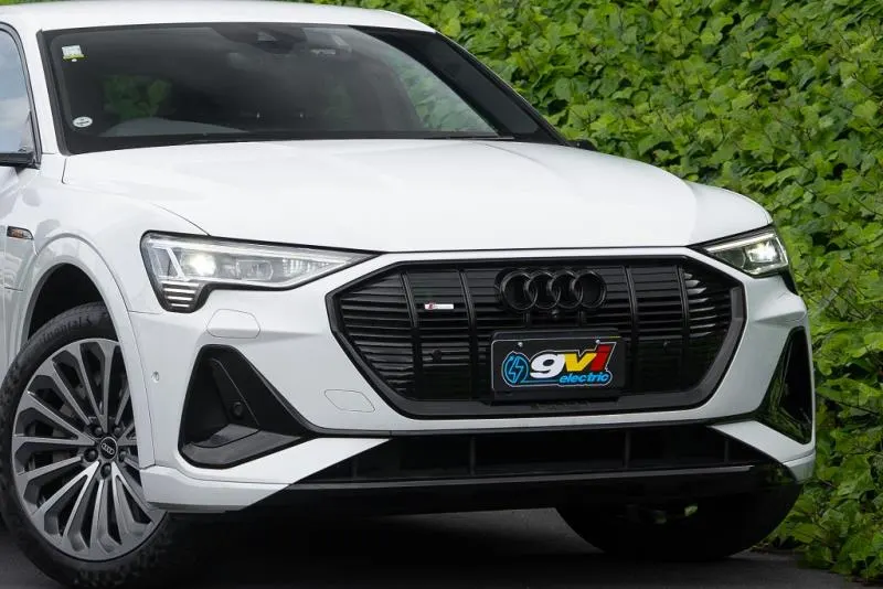 2022 Audi e-tron Sportback 55 Quattro S Line, photo 3