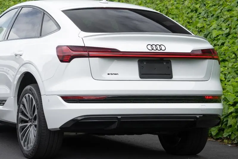 2022 Audi e-tron Sportback 55 Quattro S Line, photo 4