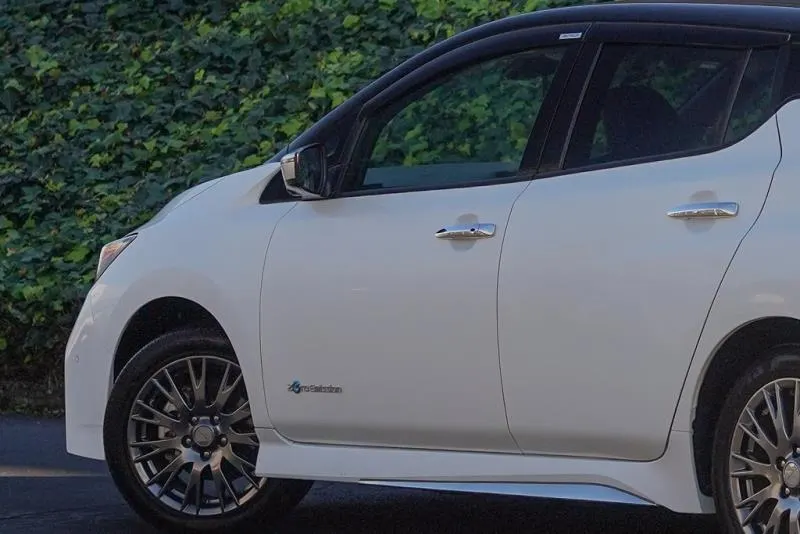 2021 Nissan Leaf e+ Autech (62kWh) — photo 7