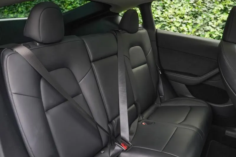 2022 Tesla Model Y Performance AWD (79kWh) — photo 12