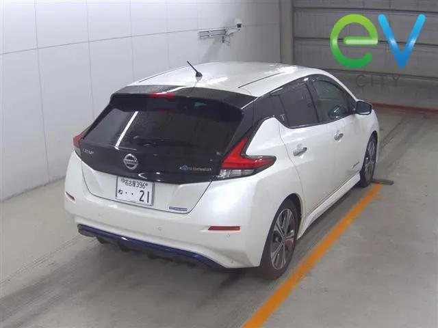 2019 Nissan LEAF X 40kWh With Pro Pilot, 360 Camera, photo 2