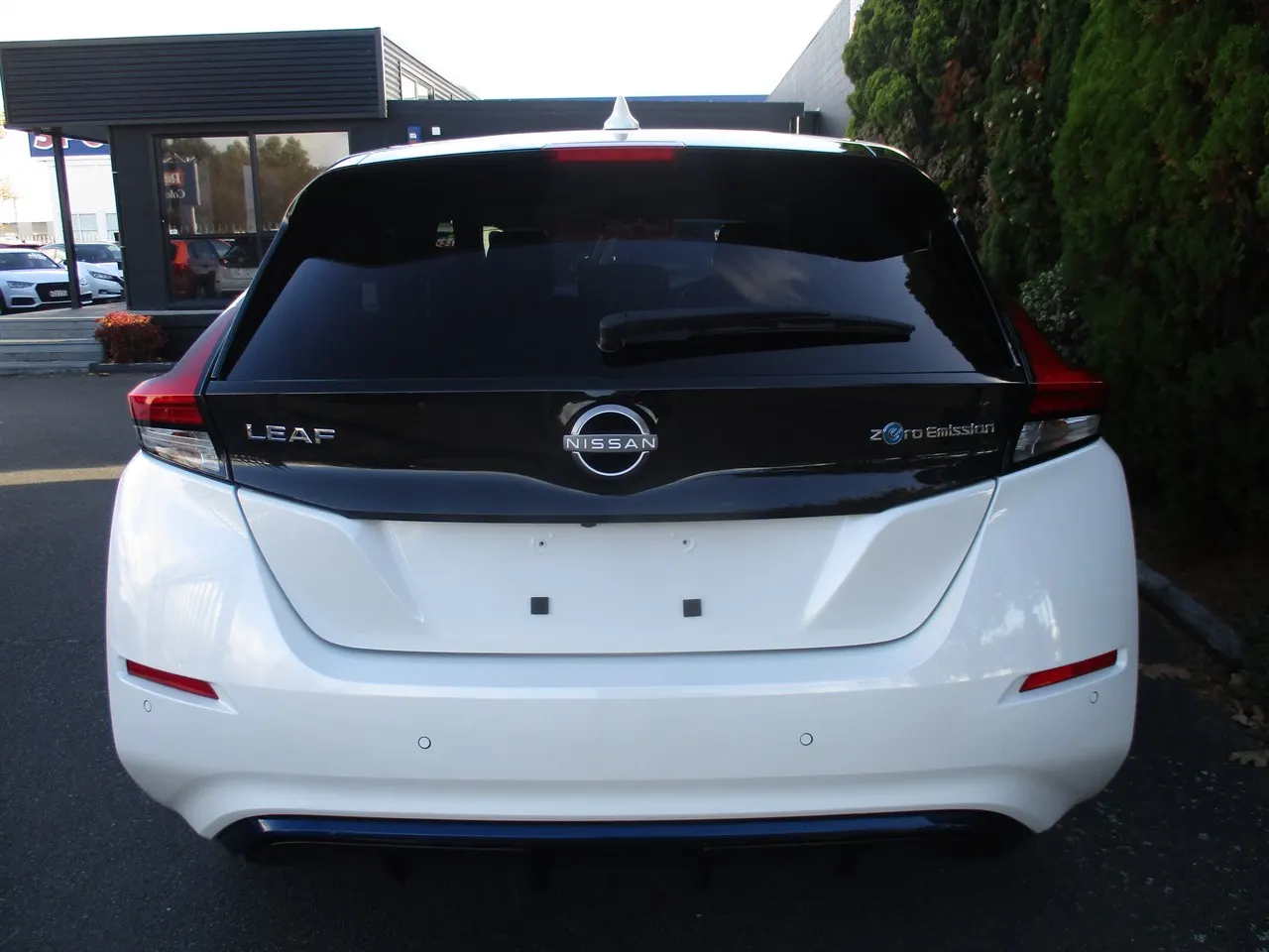 2022 Nissan Leaf X V Smart — photo 6