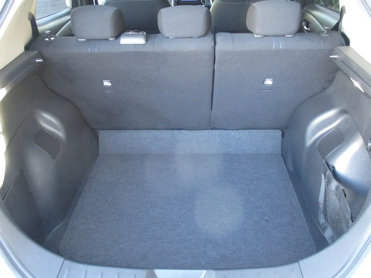 2022 Nissan Leaf X V Smart — photo 7