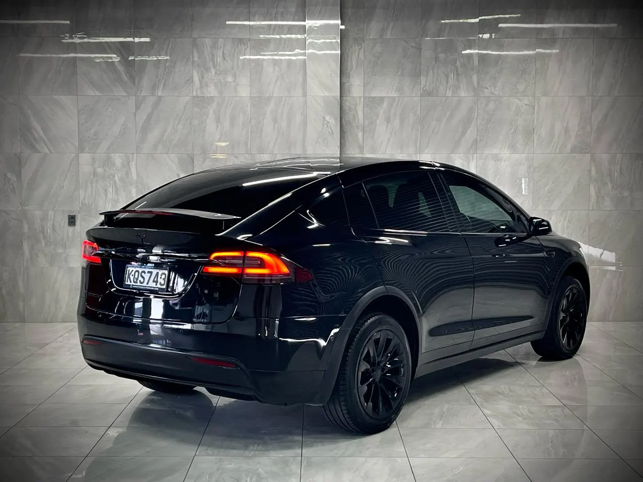 2017 Tesla Model X 75D — photo 10
