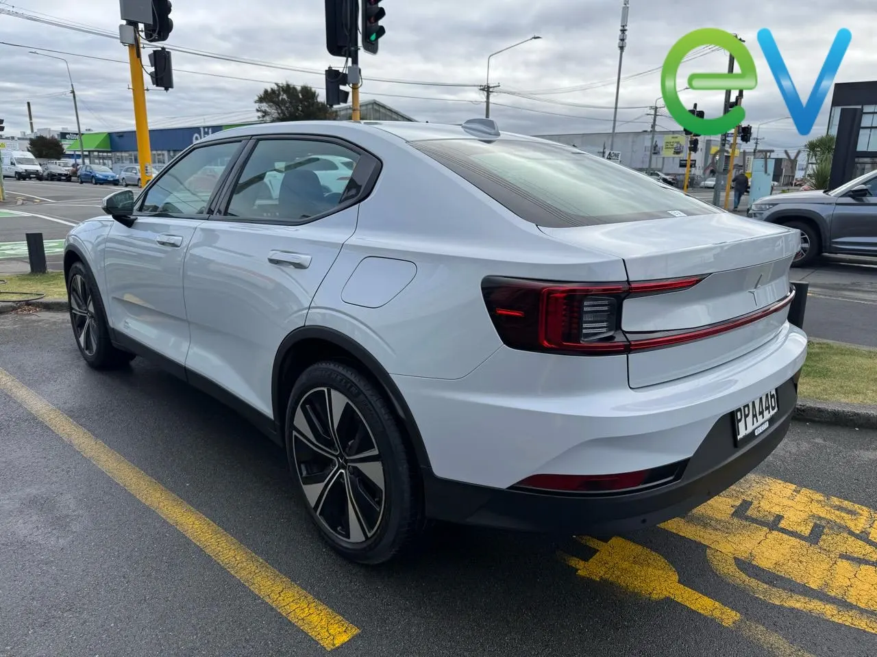 2022 Polestar 2 SRSM (69kWh), photo 5