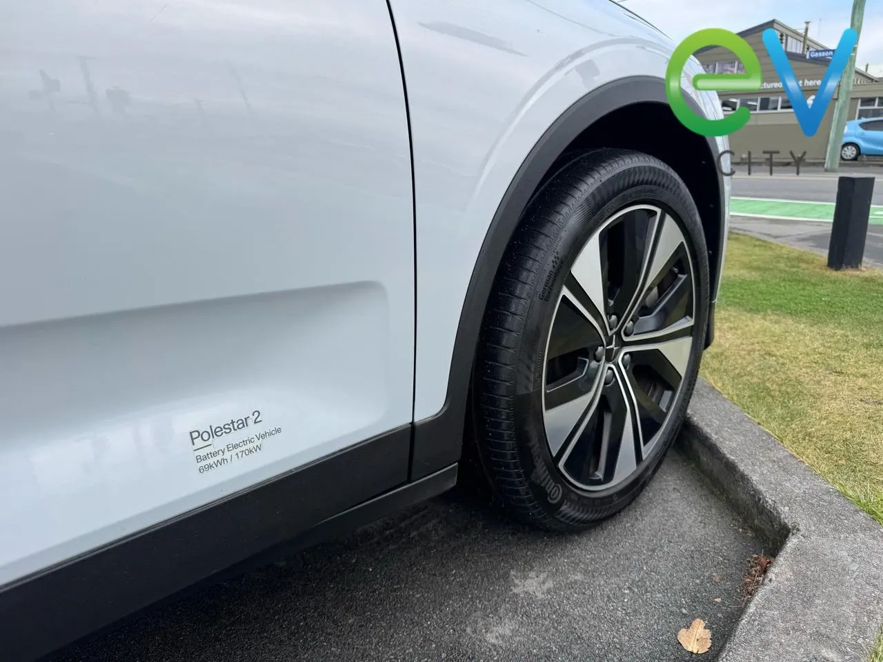 2022 Polestar 2 SRSM (69kWh), photo 17