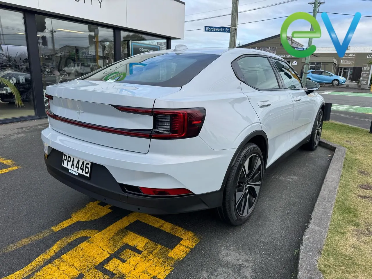 2022 Polestar 2 SRSM (69kWh), photo 3