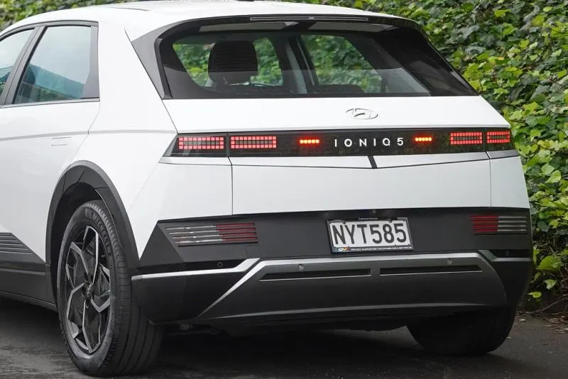 2021 Hyundai Ioniq 5 73kWh — photo 3