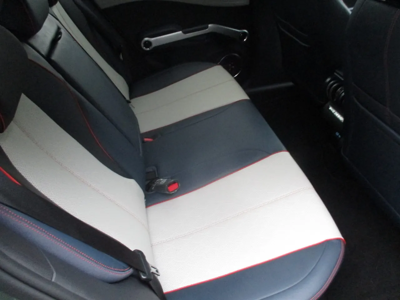 2024 BYD Atto 3 Extended Range (60kWh) — photo 7