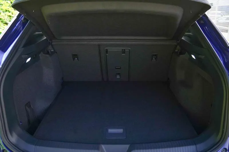 2022 Volkswagen ID.4 Pro (82kWh) — photo 14