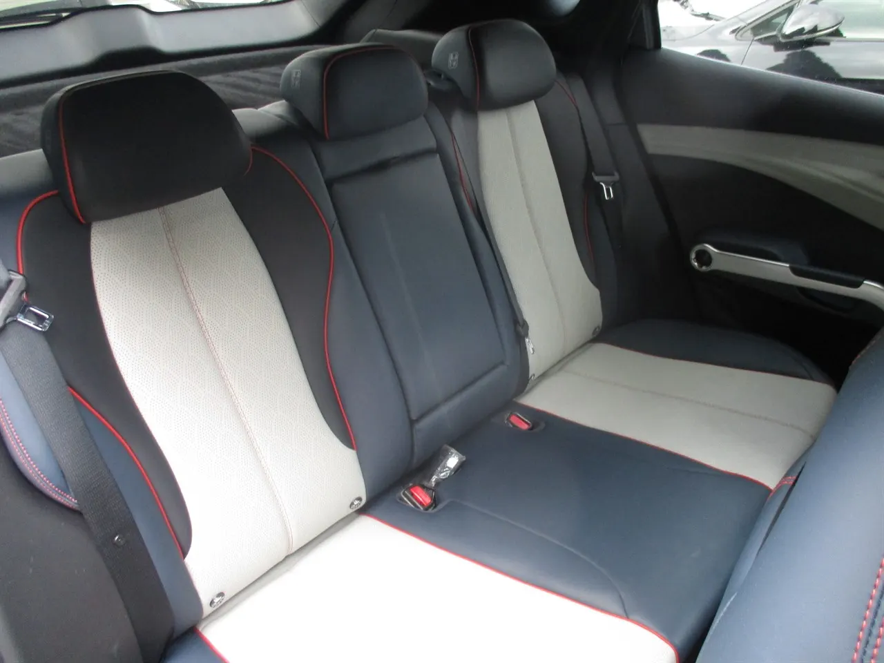 2023 BYD Atto 3 Extended Range (60kWh) — photo 7