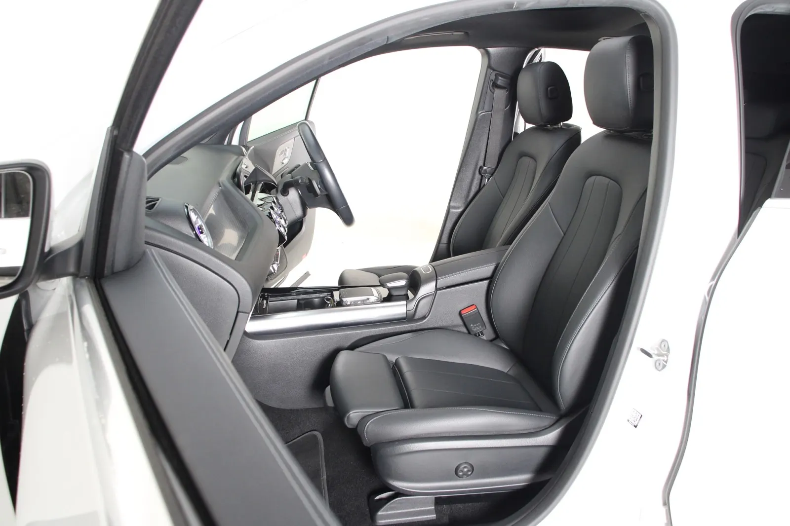 2023 Mercedes-Benz EQA 250, photo 8