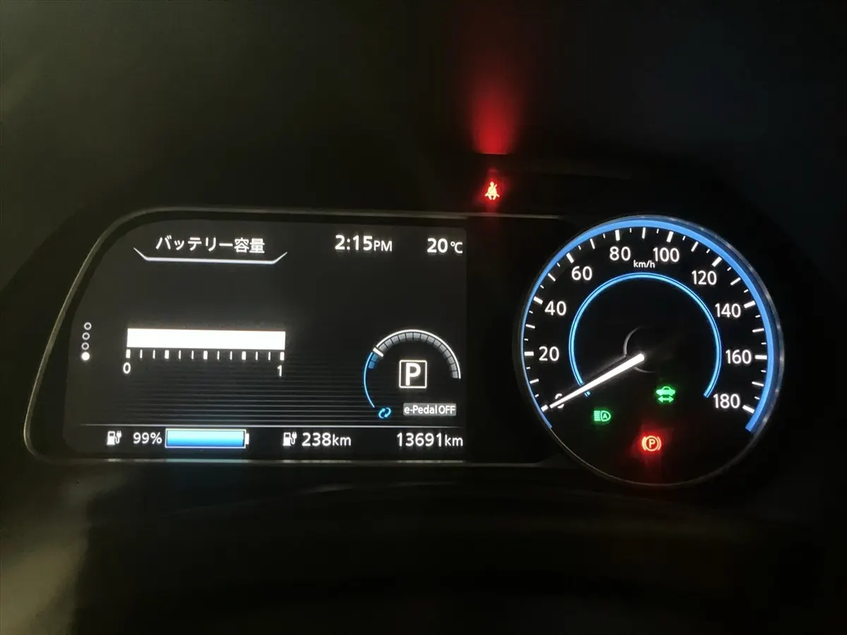 2022 Nissan Leaf X V Selection (40kWh), photo 8