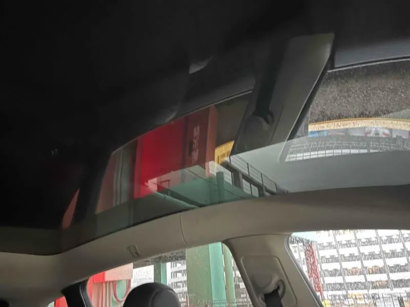 2023 Tesla Model Y (60kWh) — photo 8