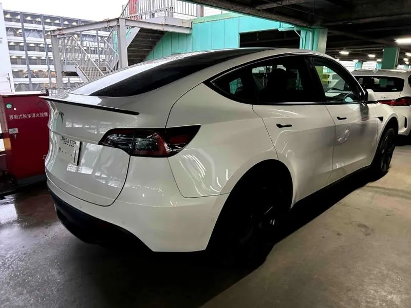 2023 Tesla Model Y (60kWh) — photo 15
