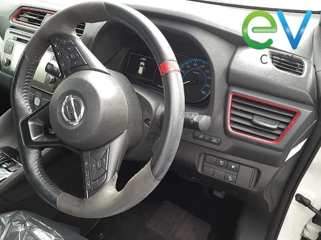2019 Nissan Leaf X 40kWh NISMO — photo 7