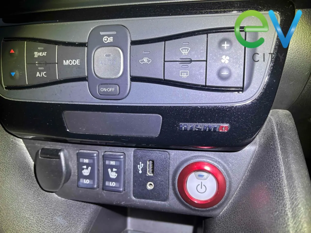 2019 Nissan Leaf X 40kWh NISMO — photo 10