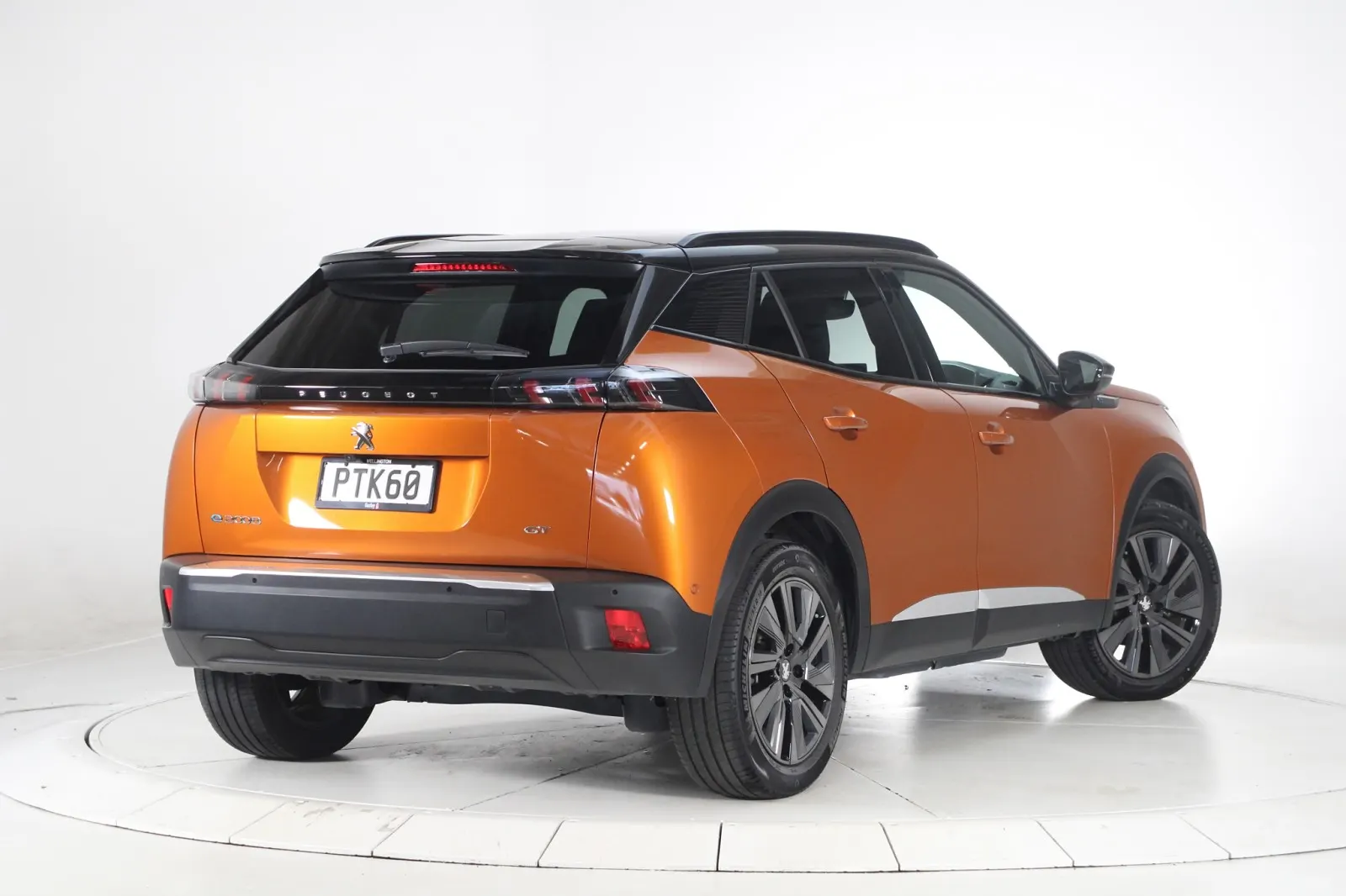 2023 Peugeot 2008 GT Electric 50kWh/EV - 90.8% SOH, photo 2