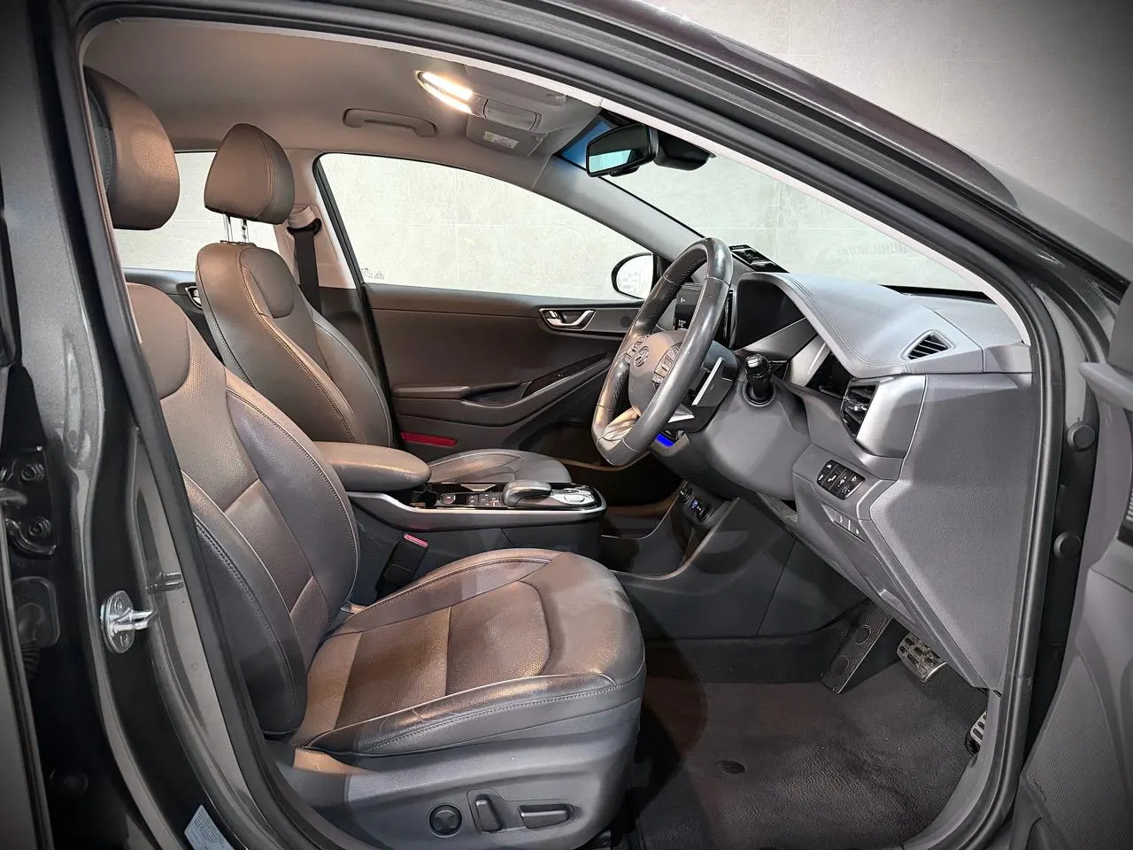 2021 Hyundai Ioniq Elite 100kW, photo 12