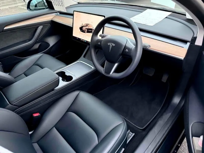 2023 Tesla Model 3 SR+ Refresh (55kWh LFP) — photo 4