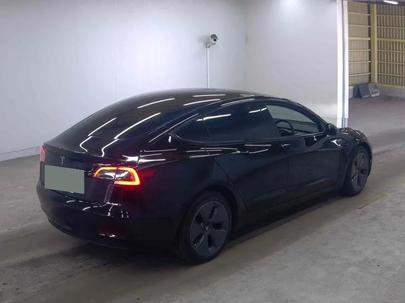 2023 Tesla Model 3 SR+ Refresh (55kWh LFP) — photo 11