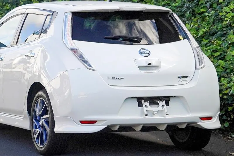 2017 Nissan Leaf 30X Autech Aero (30kWh), photo 3