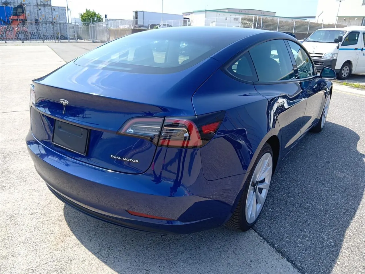 2021 Tesla Model 3 AWD Long Range (78.8kWh) — photo 7