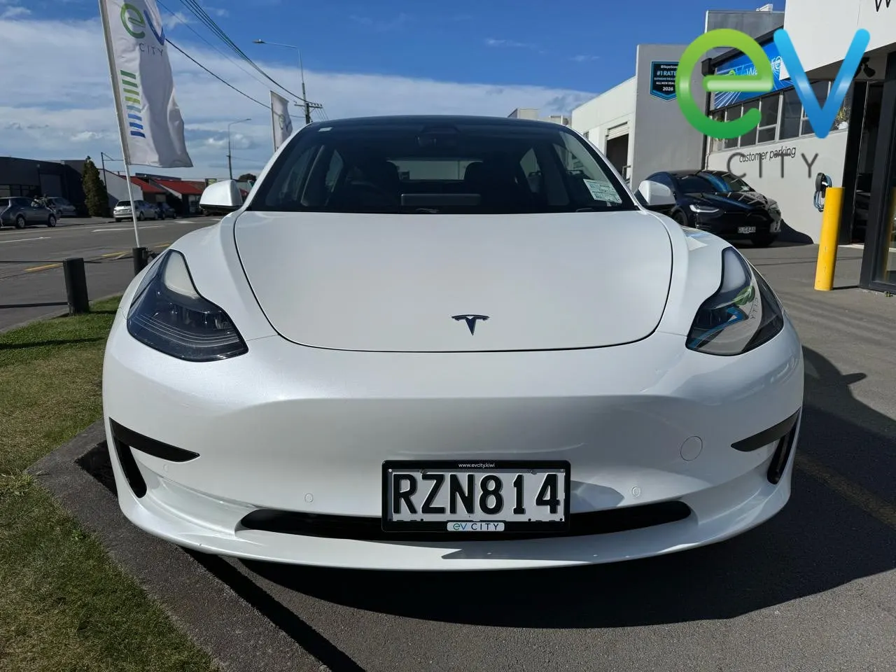 2021 Tesla Model 3 Standard Range Plus — photo 8