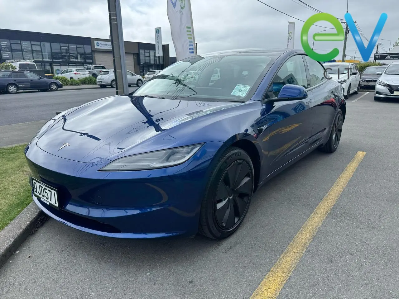 2024 Tesla Model 3 LONG RANGE AWD EV, photo 7