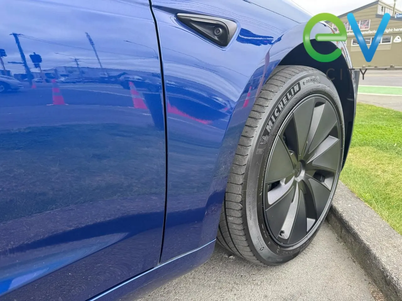 2024 Tesla Model 3 LONG RANGE AWD EV, photo 8