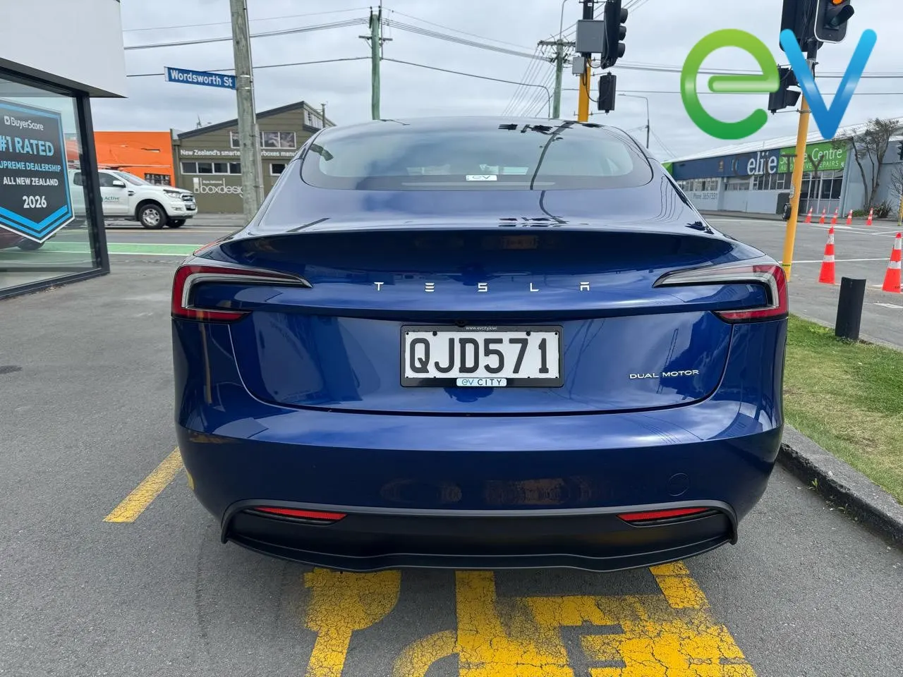 2024 Tesla Model 3 LONG RANGE AWD EV, photo 4