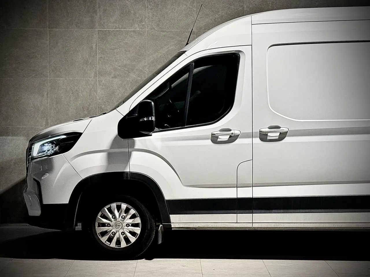 2023 LDV eDeliver 9 Bigger (52kWh) — photo 6