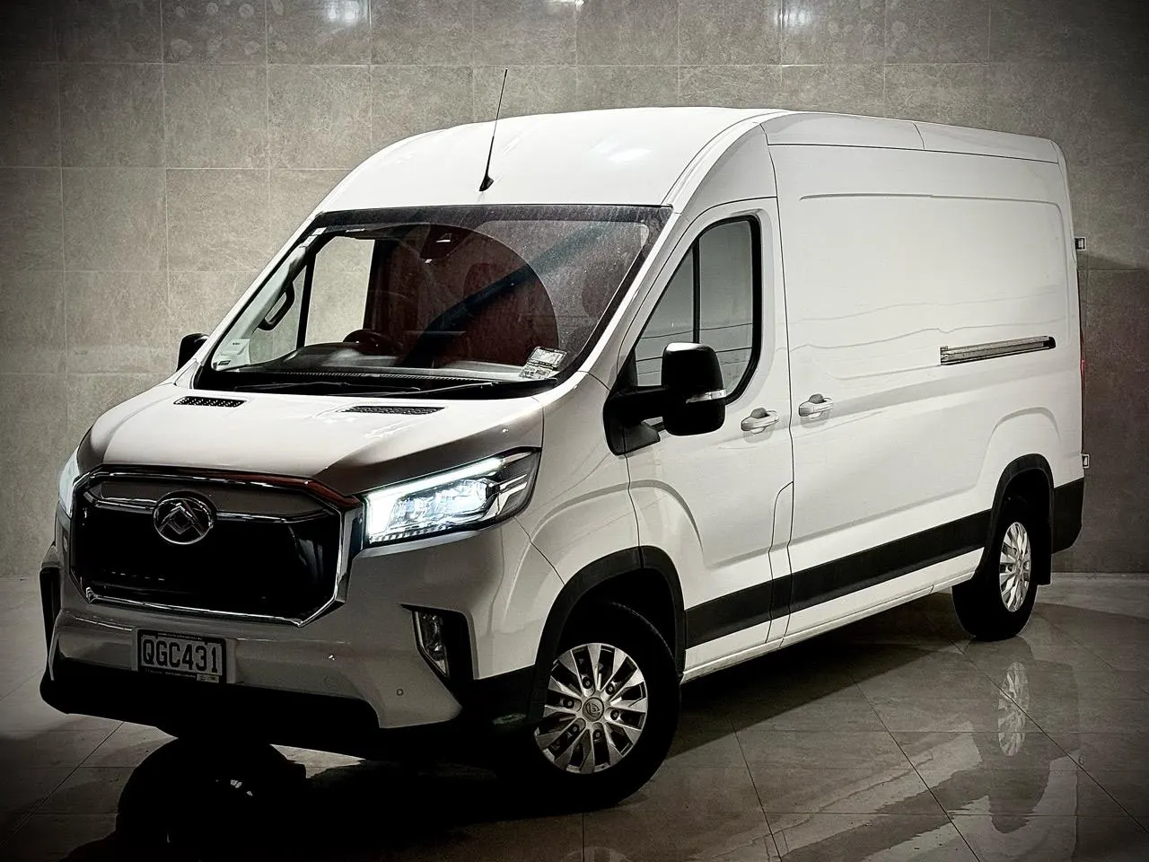 2023 LDV eDeliver 9 Bigger (52kWh) — photo 5