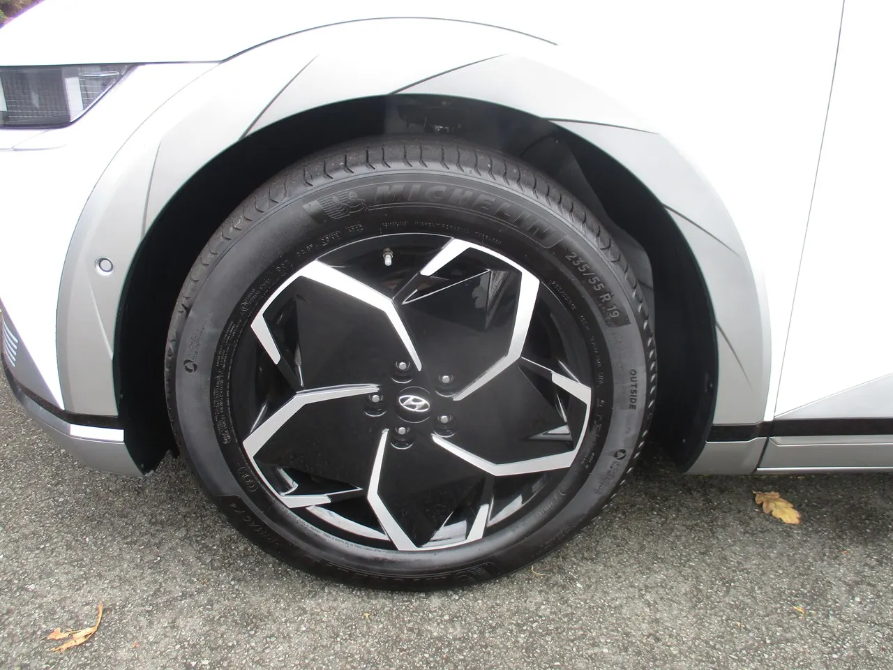 2024 Hyundai Ioniq 5 Lounge (73kWh) — photo 3
