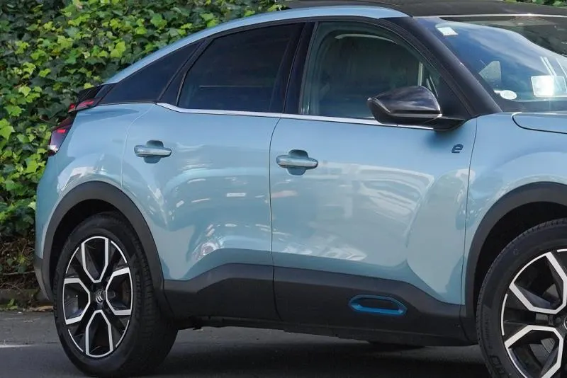 2022 Citroën e-C4 Shine (50kWh), photo 5
