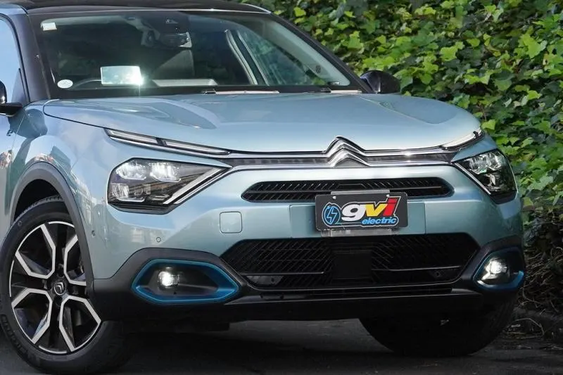 2022 Citroën e-C4 Shine (50kWh), photo 3
