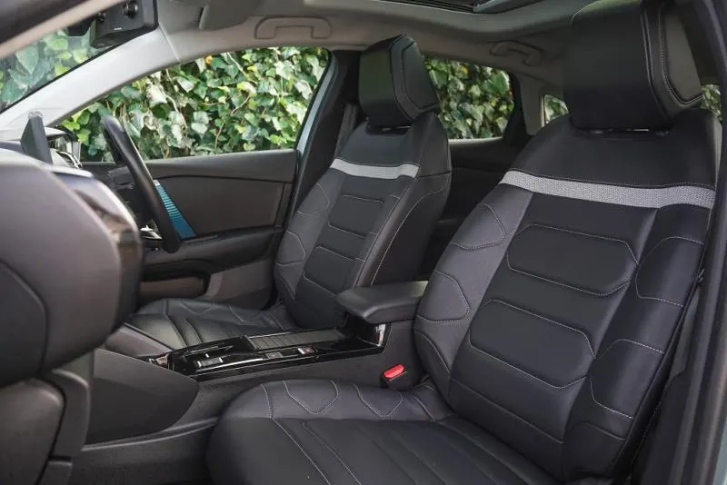 2022 Citroën e-C4 Shine (50kWh), photo 11