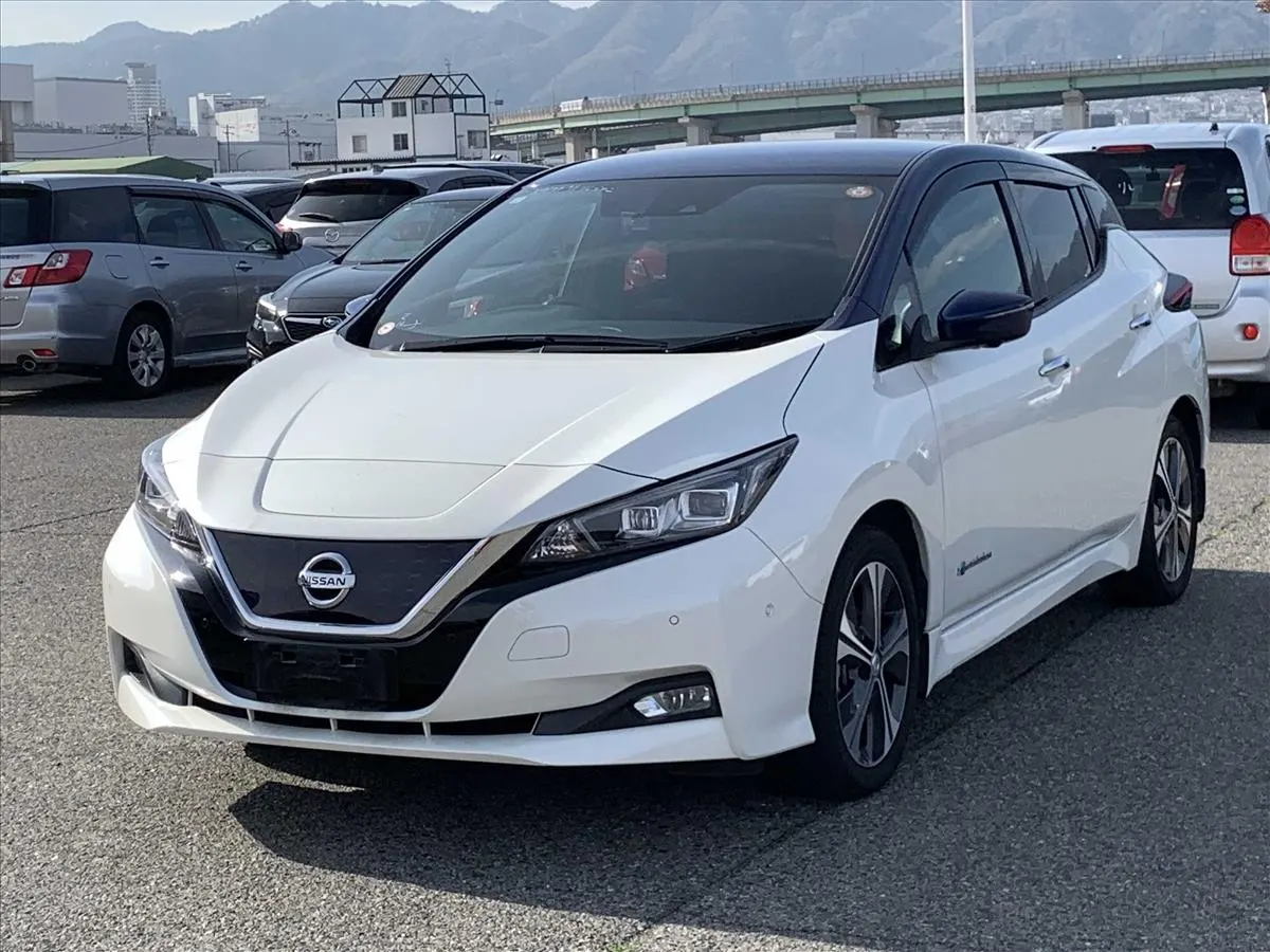 2017 Nissan Leaf G (40kWh), photo 3