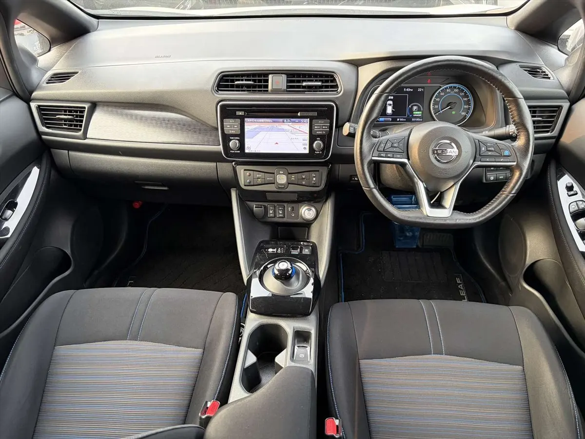 2017 Nissan Leaf G (40kWh), photo 9