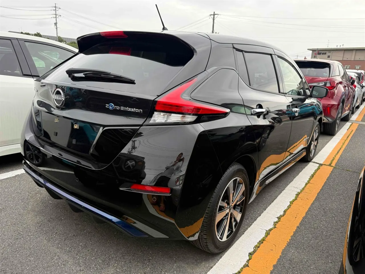 2022 Nissan Leaf e+ X (62kWh) — photo 4