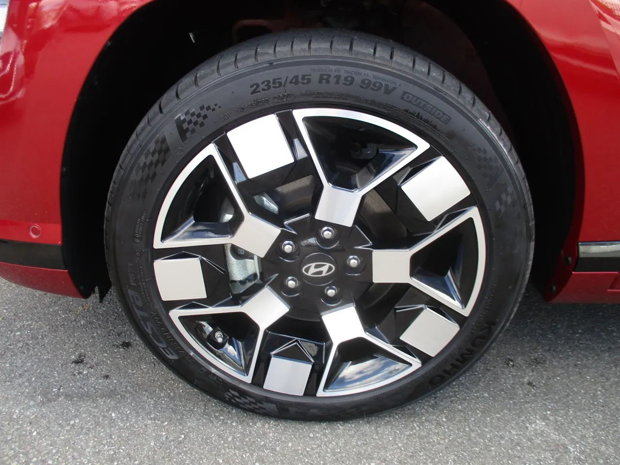 2023 Hyundai Kona Lounge (64kWh), photo 4