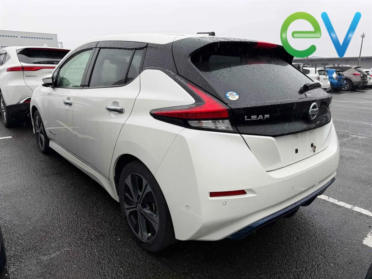2018 Nissan Leaf X (40kWh) — photo 3