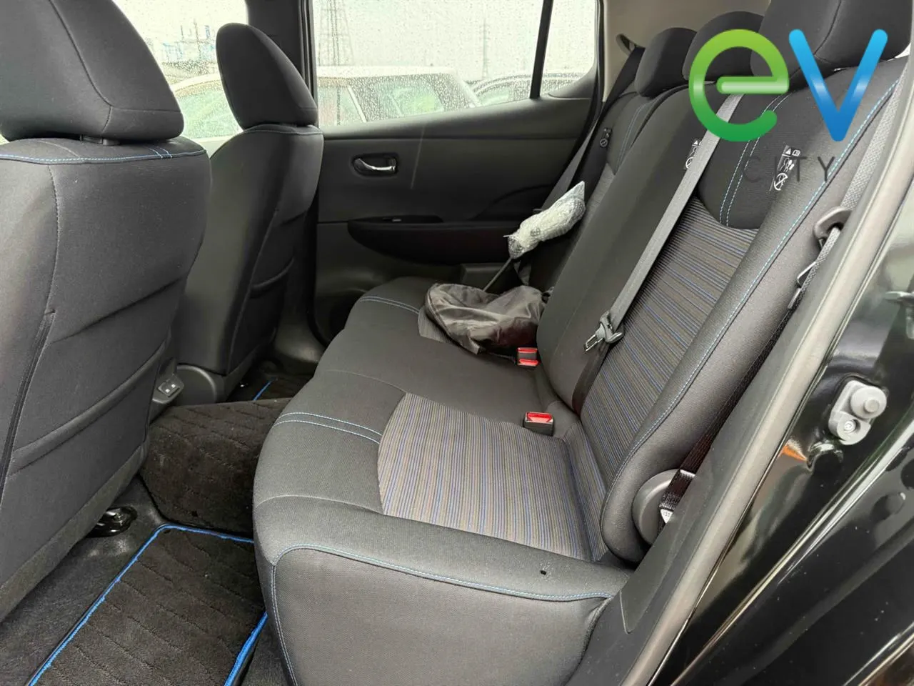 2024 Nissan Leaf X (40kWh) — photo 11
