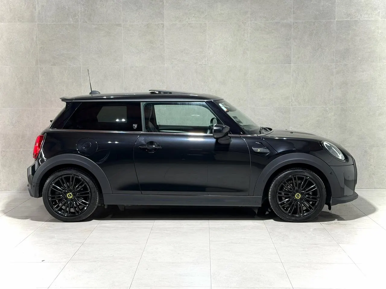 2023 Mini Cooper SE NZ New — photo 2
