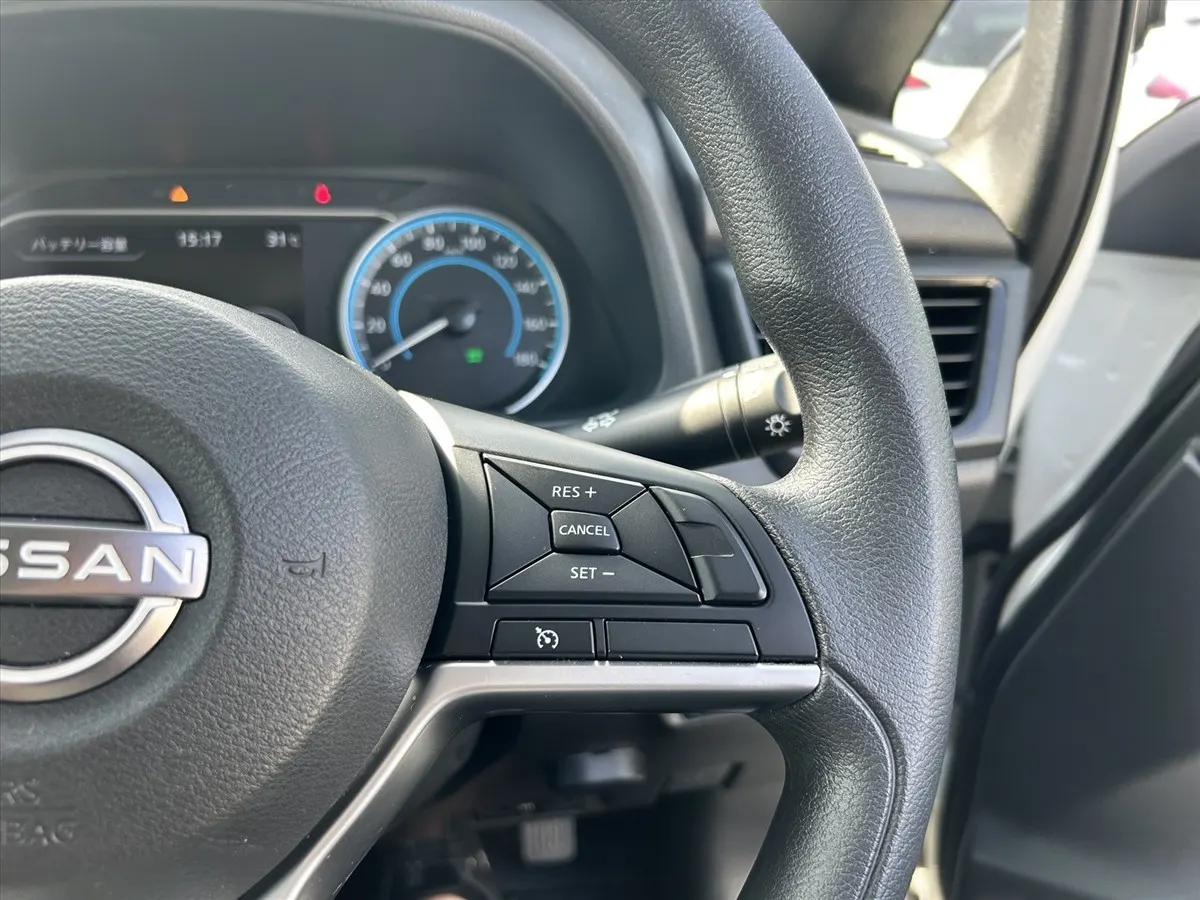 2022 Nissan Leaf S (40kWh) — photo 8